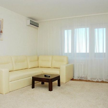 2-Komnatnye Apartamenty Alladin - Pozniaki Київ Екстер'єр фото